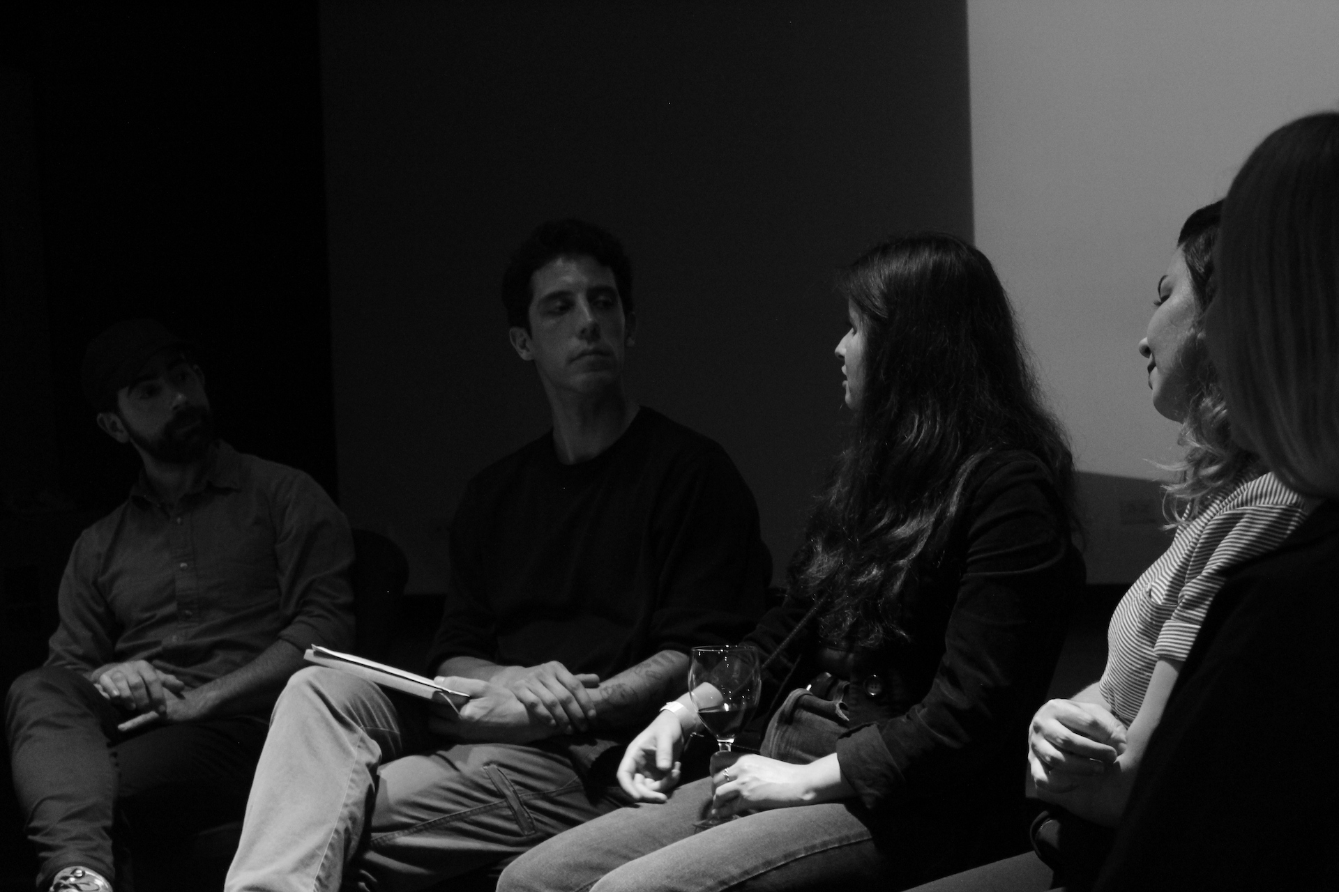 Dialogue at the National Gallery shot in black and white